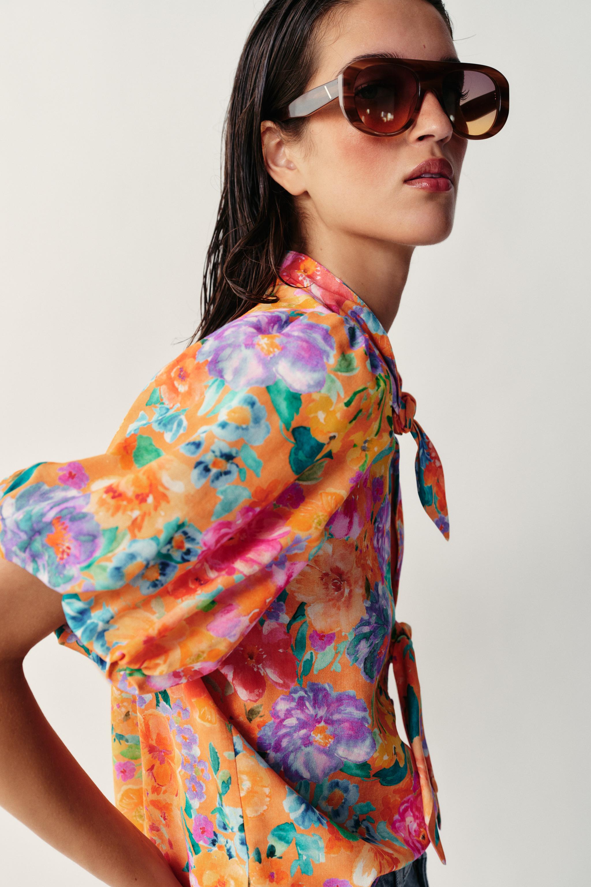 FLORAL PRINT TIE-FRONT SHIRT